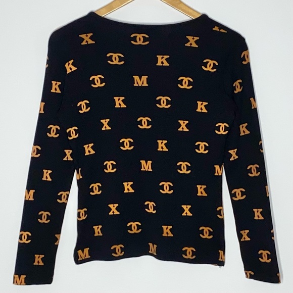 2 S Custo Barcelona Chanel Logo Black Bronze Long Sleeve V Neck Tee Shirt Top - Picture 4 of 12